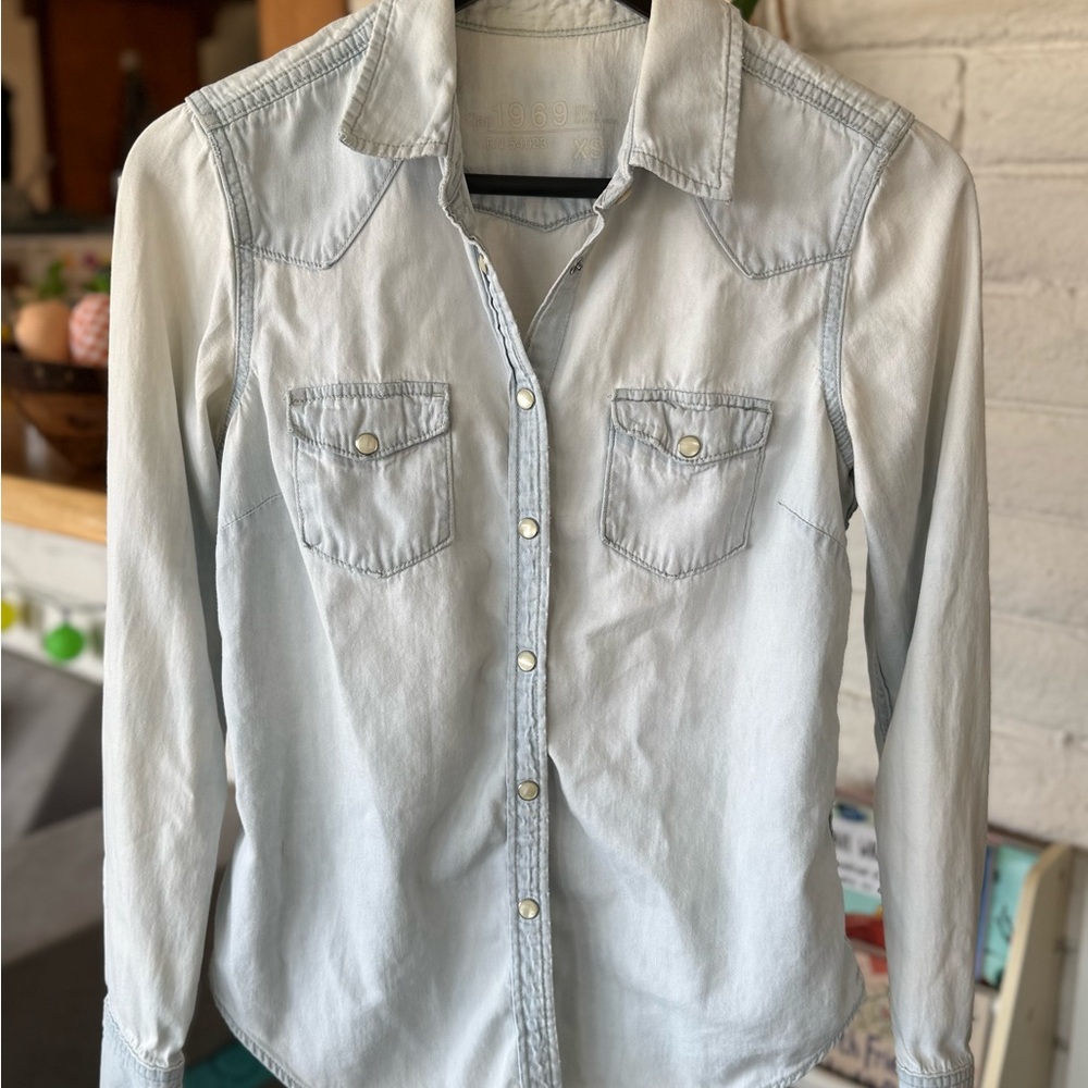 GAP 1969 Light Blue Denim Shirt